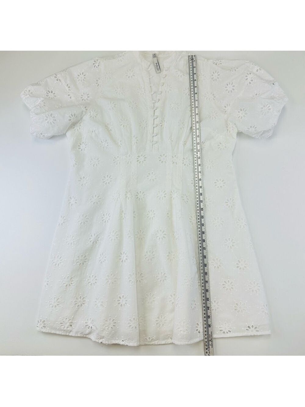 Curvy Girl white eyelet cotton dress Size 16 Torrid Belle Isle Puff Sleeve - Picture 9 of 16